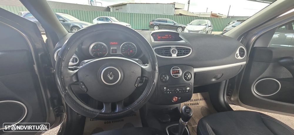 Renault Clio Sport Tourer 1.5 dCi Dynamique - 18