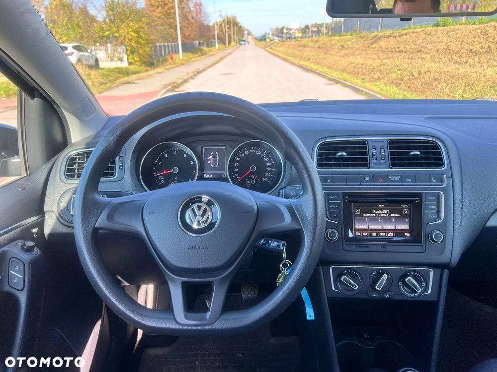 Volkswagen Polo 1.0 Comfortline - 17