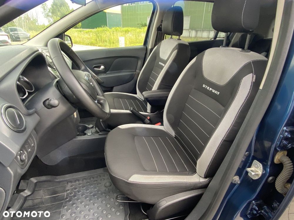 Dacia Sandero - 11