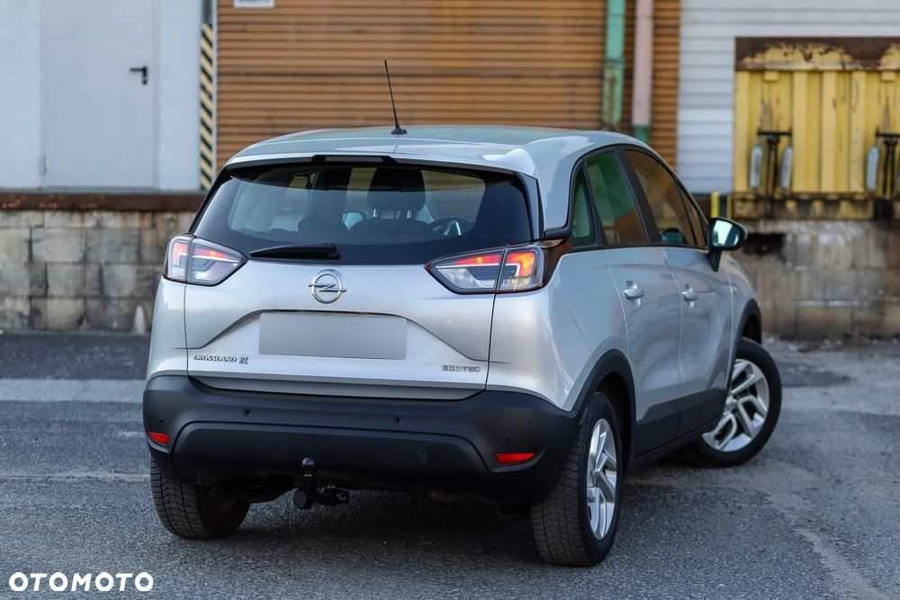 Opel Crossland X - 17