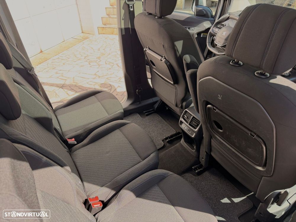 Peugeot Rifter 1.2 PureTech Allure - 24
