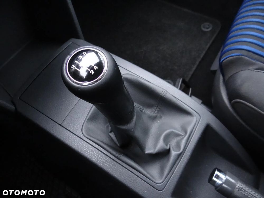 Volkswagen Polo 1.4 Tour Edition - 35