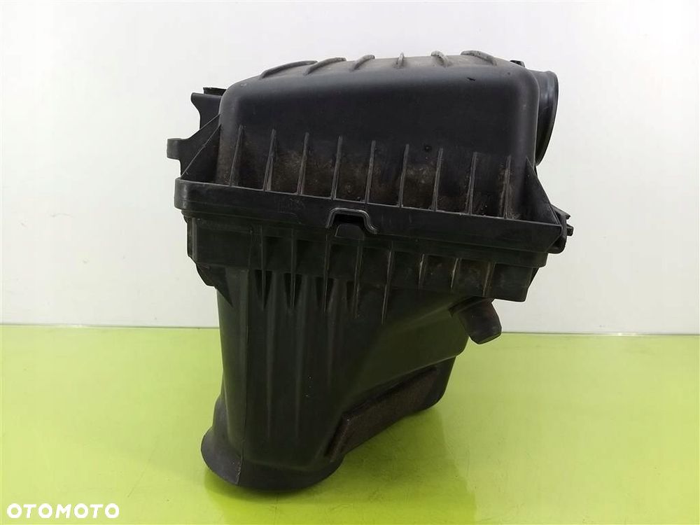 Filtr powietrza obudowa Dodge Magnum 2004-2008 3,5 V6 BENZYNA - 5