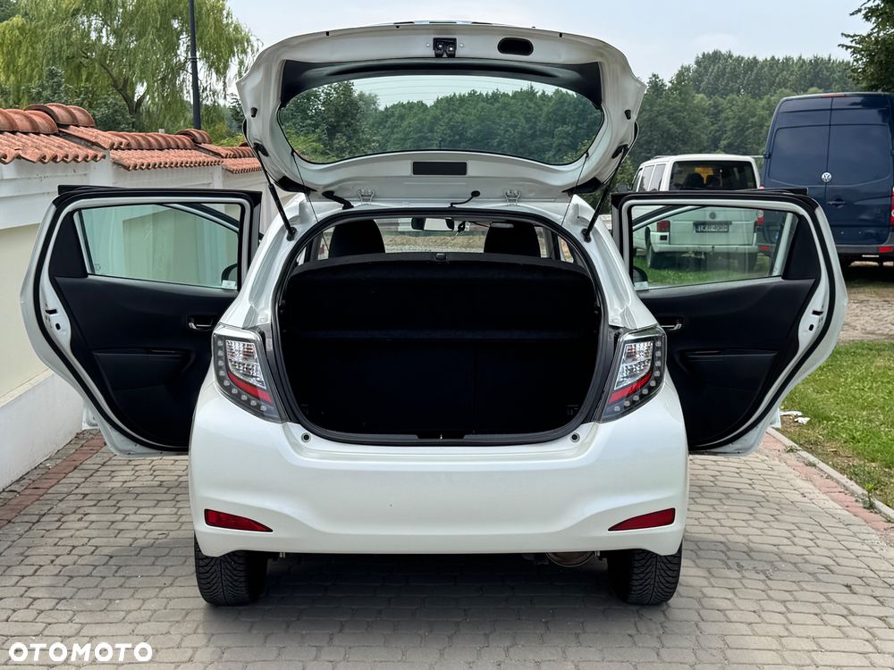 Toyota Yaris - 25