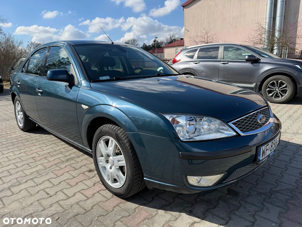 Ford Mondeo 1.8 Ghia - 3