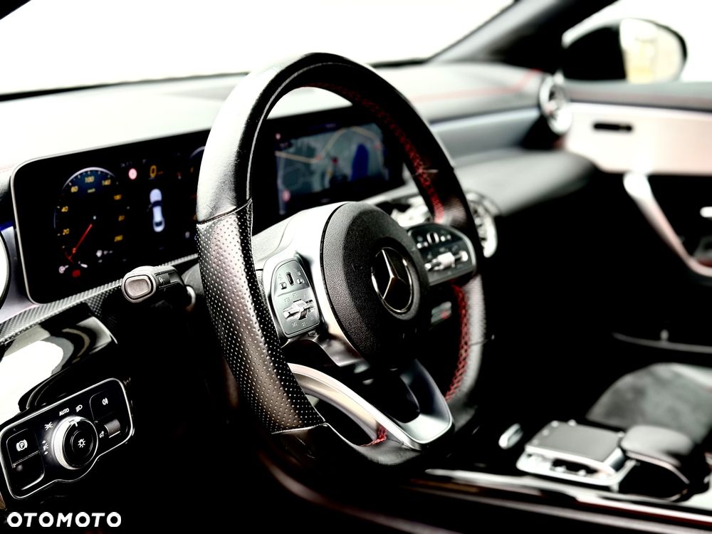 Mercedes-Benz CLA 180 d 7G-DCT AMG Line - 24