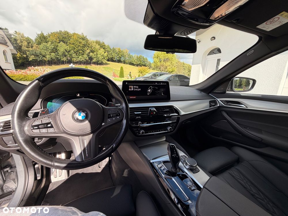 BMW Seria 5 530i xDrive mHEV M Sport sport - 14