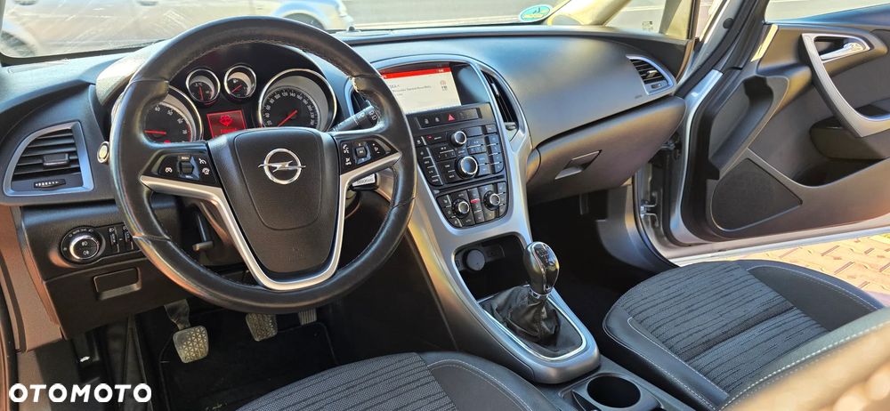 Opel Astra 1.4 Turbo Innovation - 14