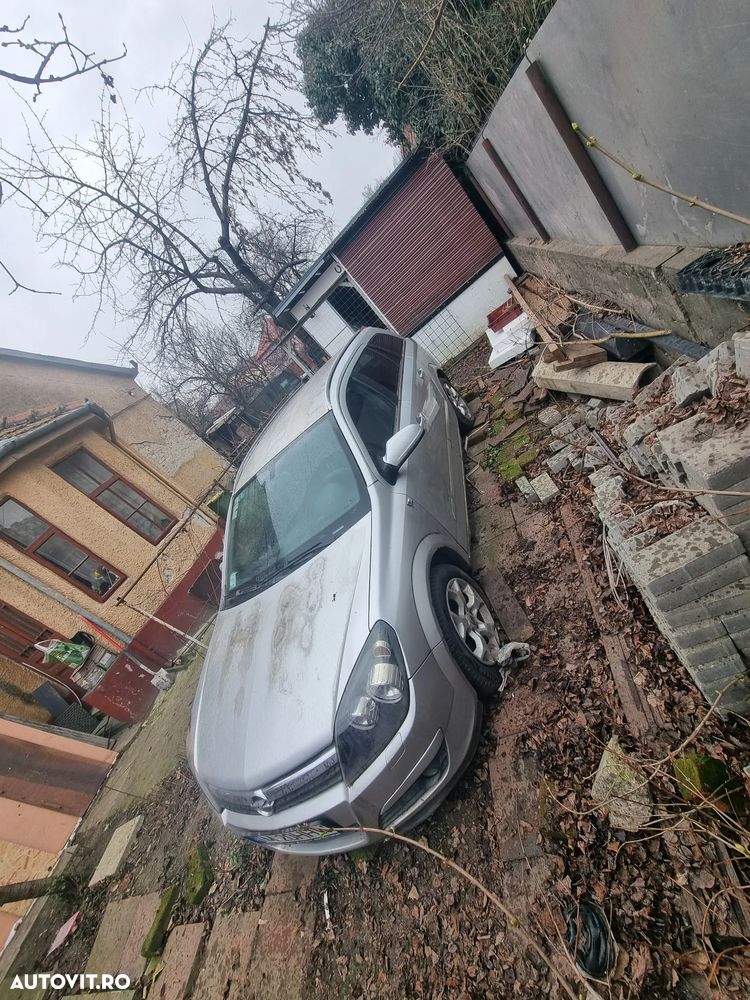 Opel Astra 1.7 CDTI - 10