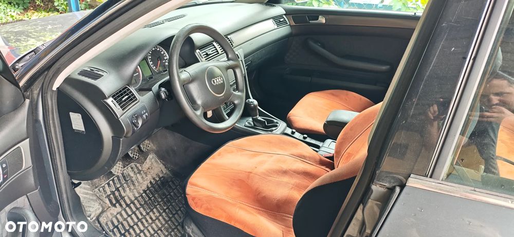 Audi A6 Avant - 2