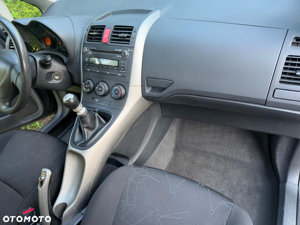 Toyota Auris 1.33 VVT-i Premium - 7