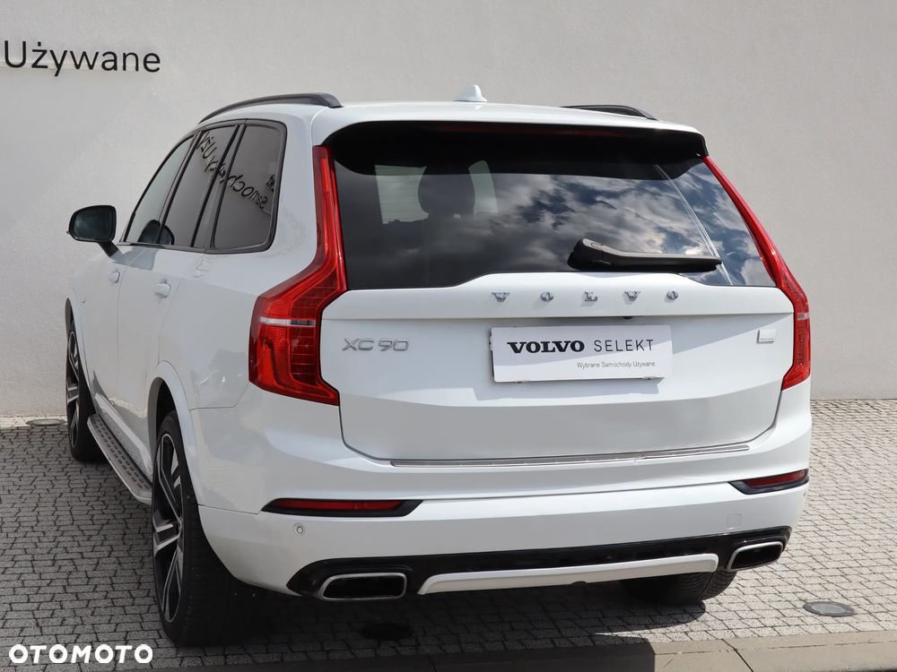 Volvo XC 90 T8 AWD Plug-In Hybrid R-Design 7os - 7