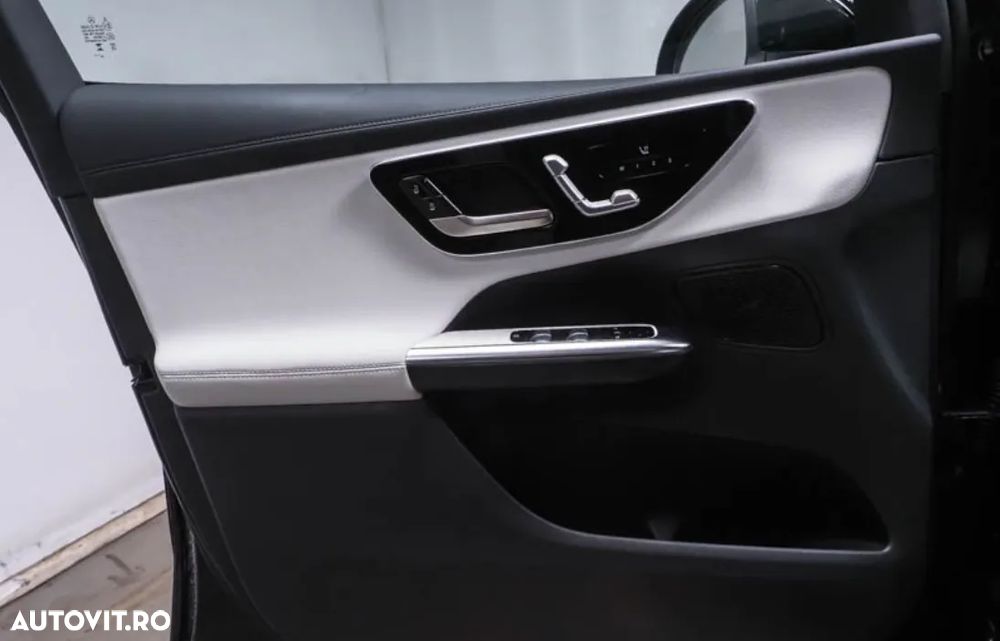 Mercedes-Benz GLC 200 4Matic 9G-TRONIC AMG Line Advanced - 9