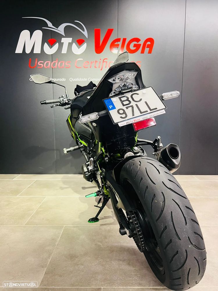 Kawasaki Z 900 - 6