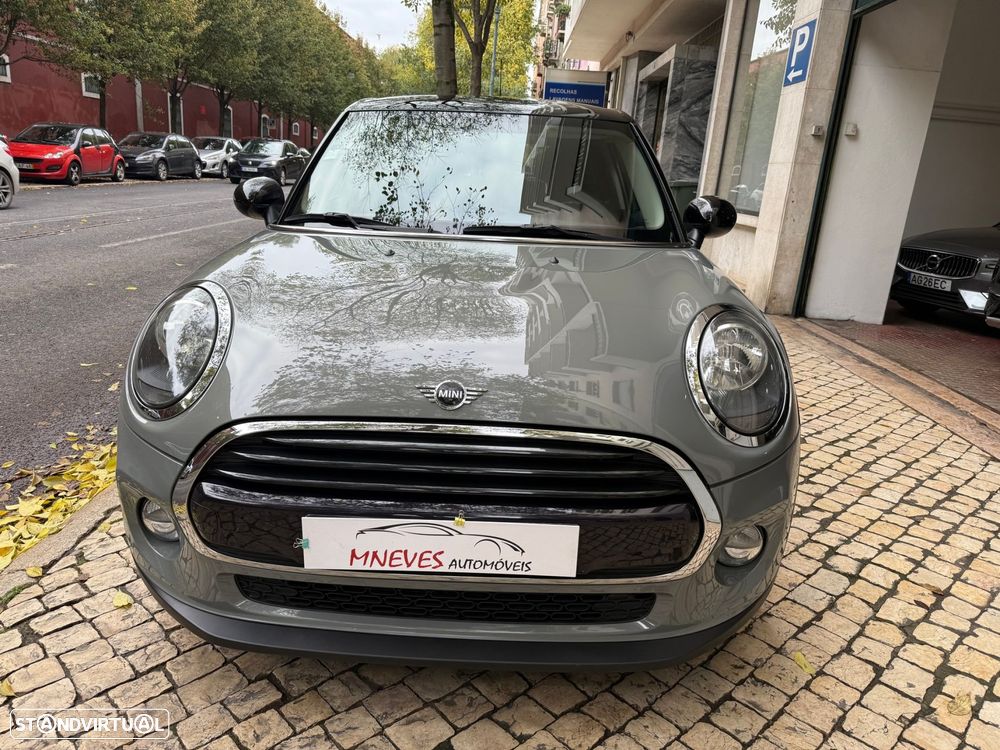 MINI 5 Portas Cooper D - 18