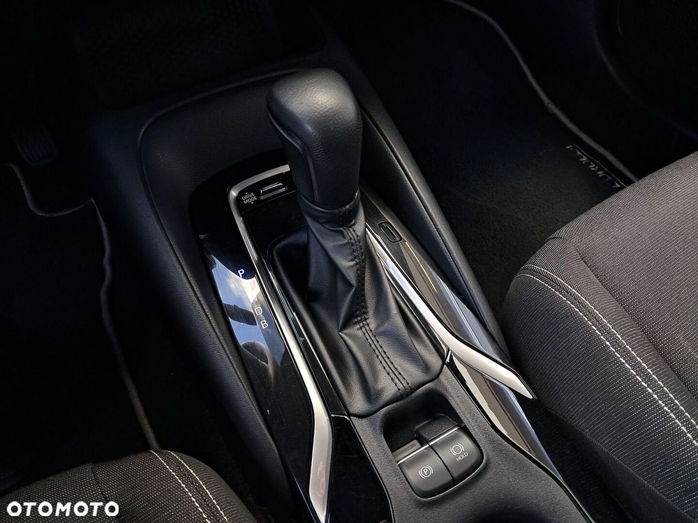 Toyota Corolla 1.8 Hybrid Comfort - 19