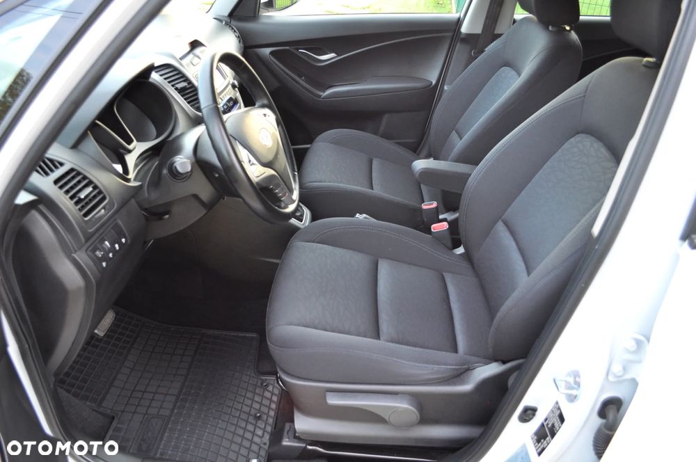 Hyundai ix20 1.6 Premium - 12