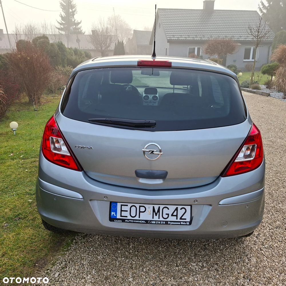 Opel Corsa 1.4 16V Active - 3