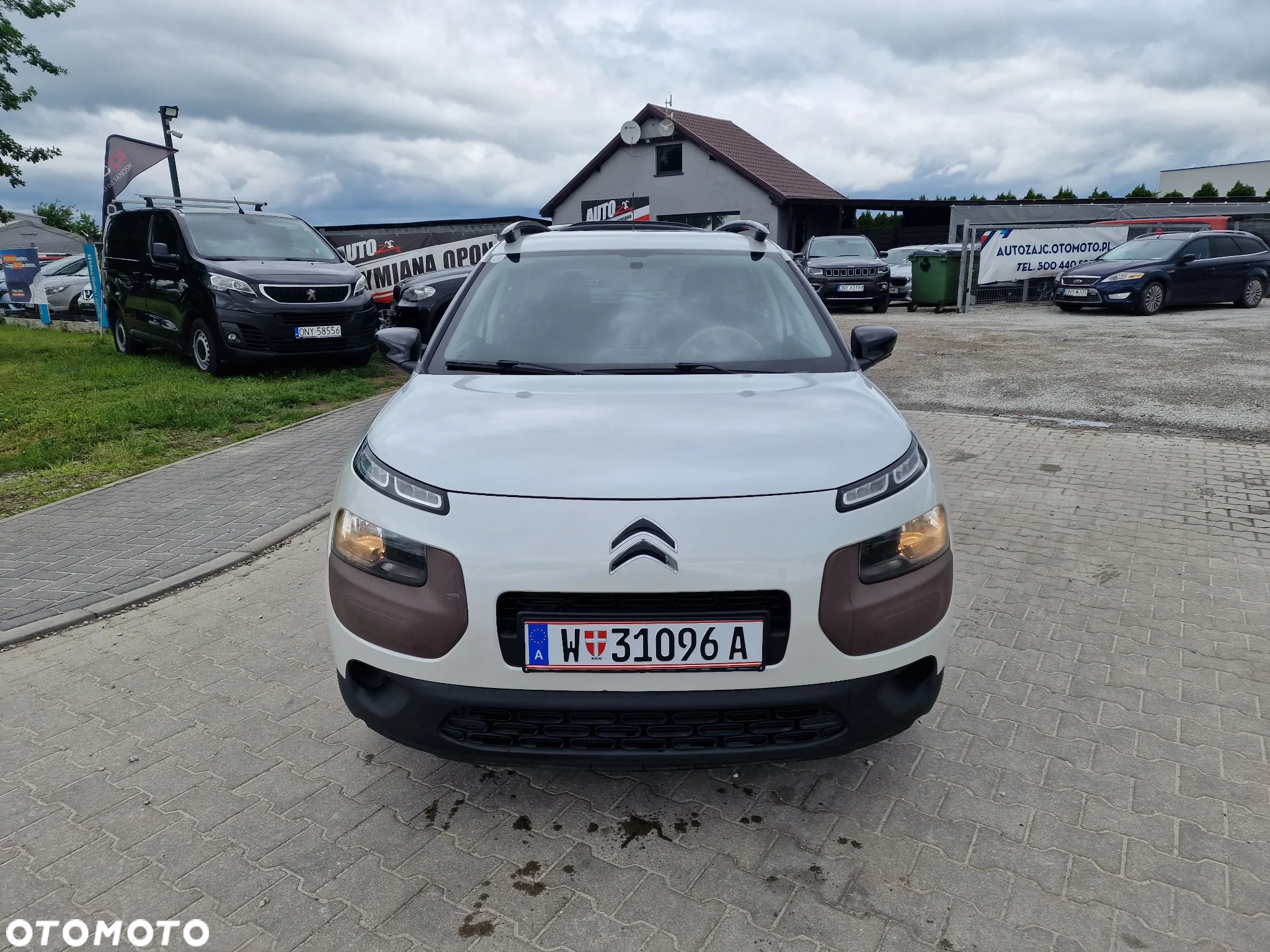 Citroën C4 Cactus 1.2 PureTech Shine Edition - 4