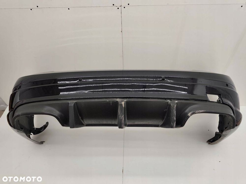 MERCEDES W204 C63 AMG TYLNY ZDERZAK ORYGINAŁ - 1