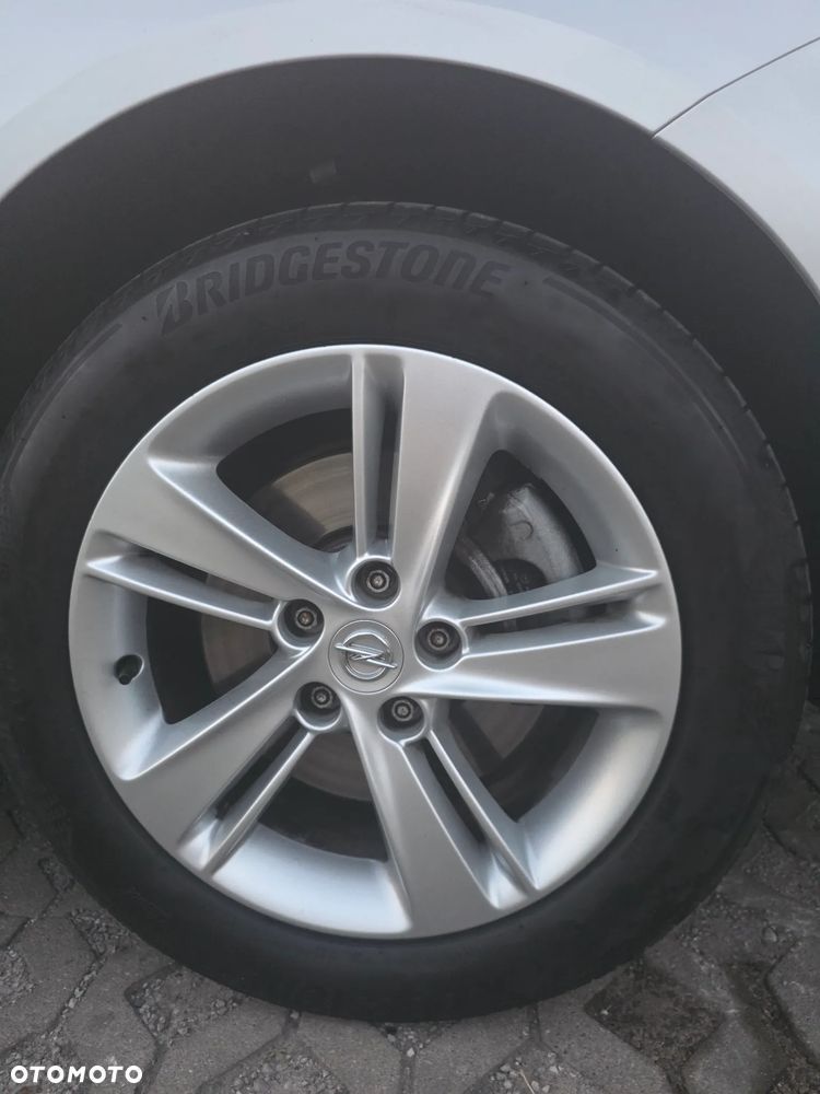 Opel Insignia - 14