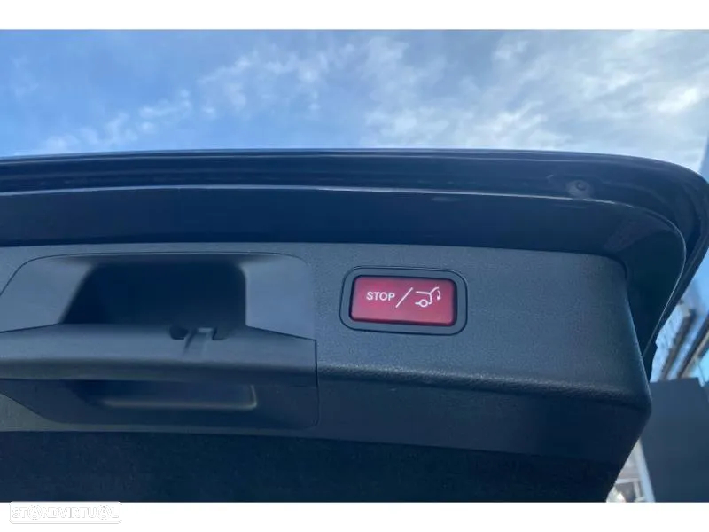 Mercedes-Benz E 220 d Avantgarde - 24