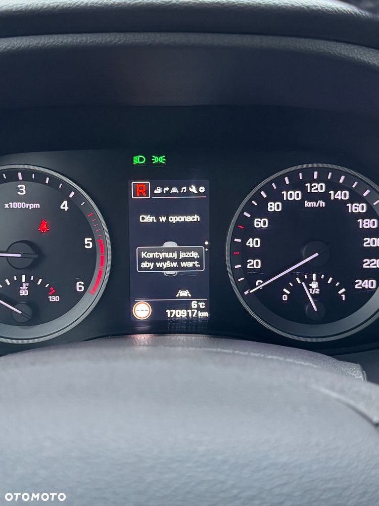 Hyundai Tucson 2.0 CRDI Premium 4WD - 29