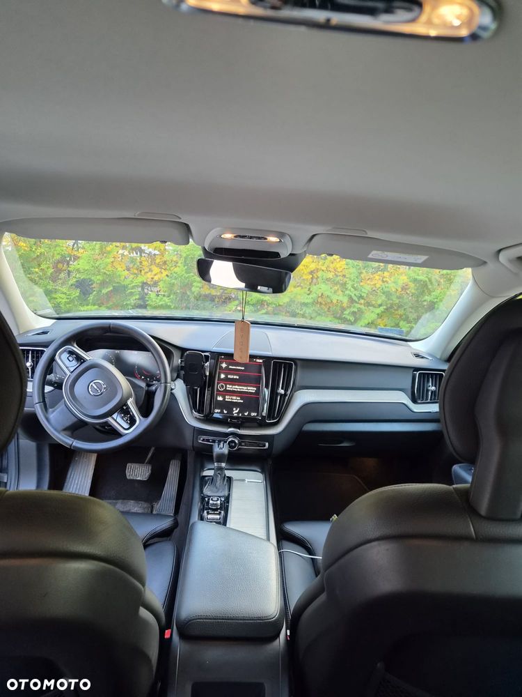 Volvo XC 60 - 8