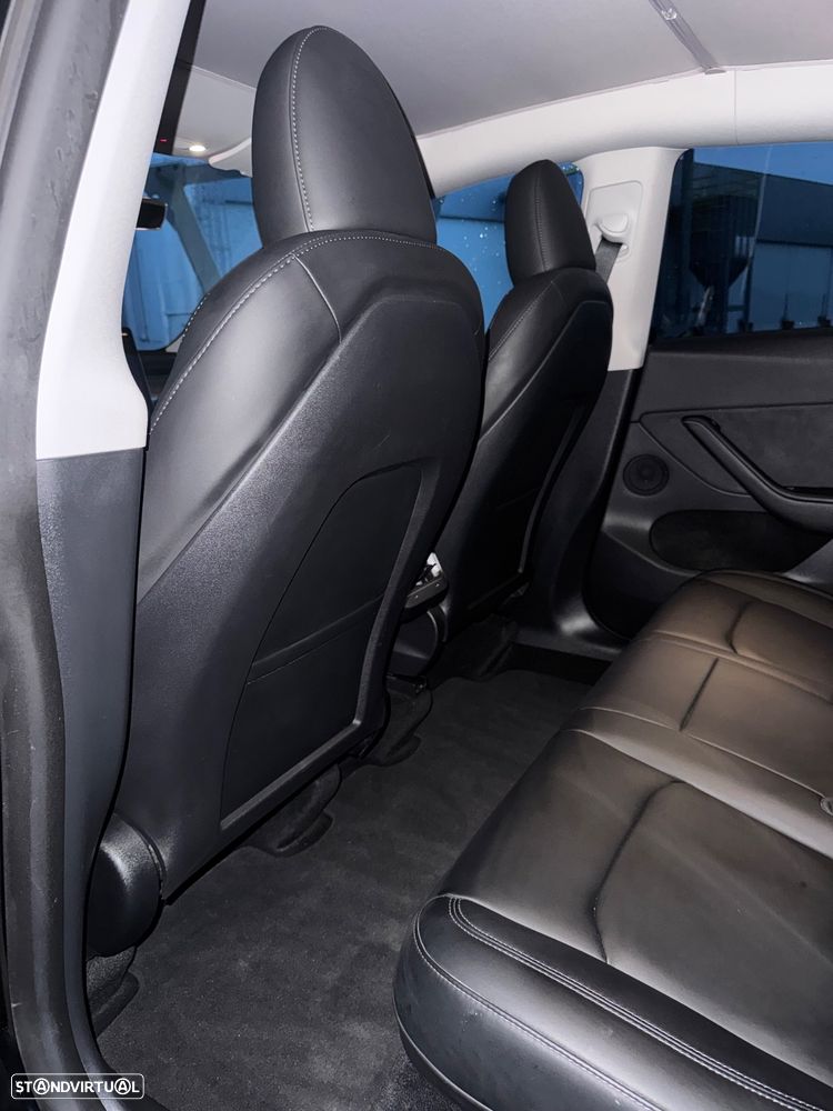 Tesla Model Y Standard - 18