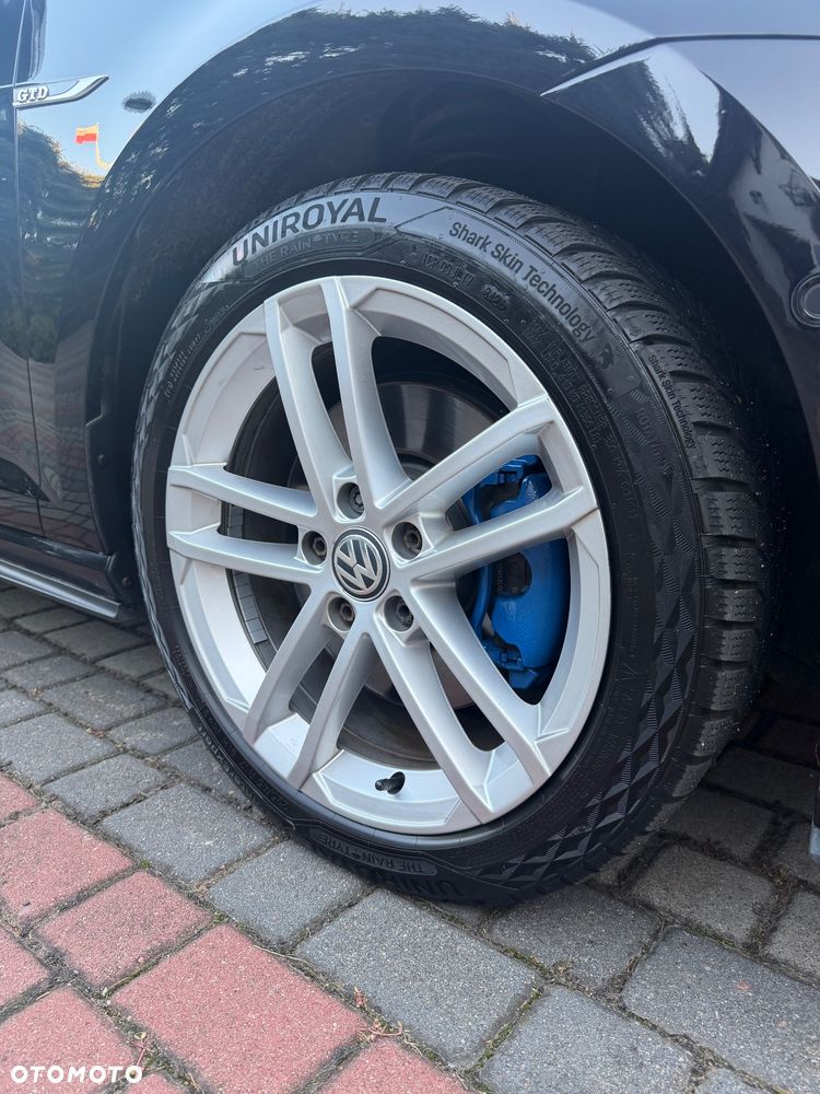 Volkswagen Golf 2.0 TDI BMT GTD DSG - 35