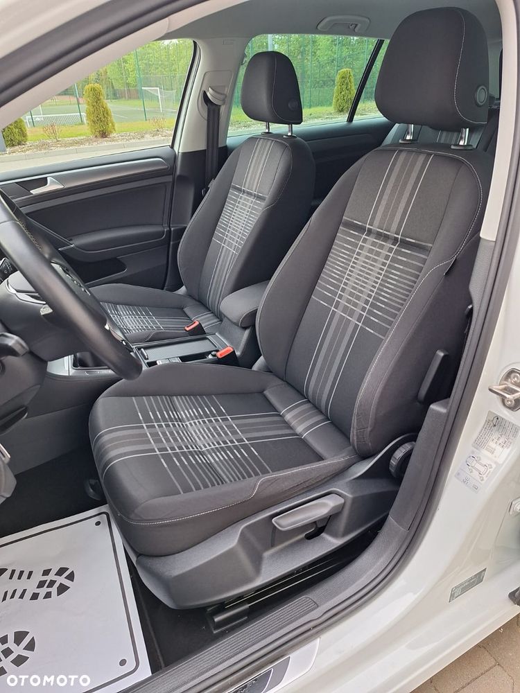 Volkswagen Golf 1.2 TSI BlueMotion Technology Lounge - 6