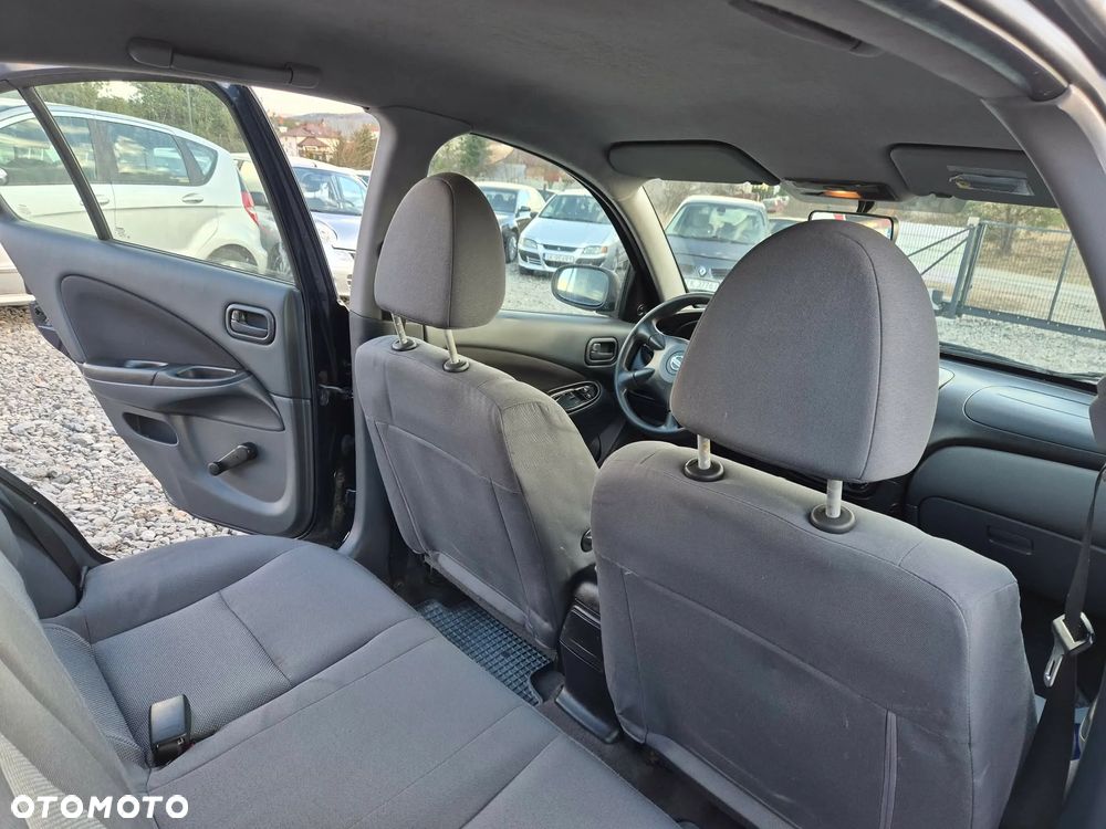 Nissan Almera 1.5 dCi Visia + - 19