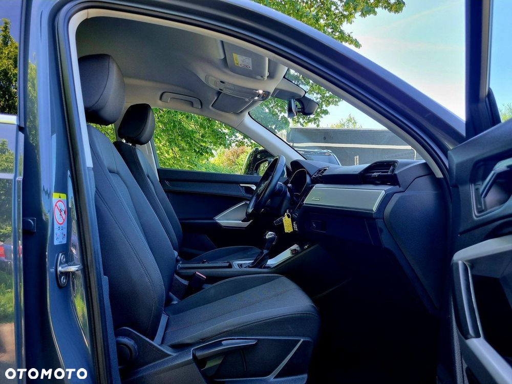 Audi Q3 35 TFSI S tronic - 14