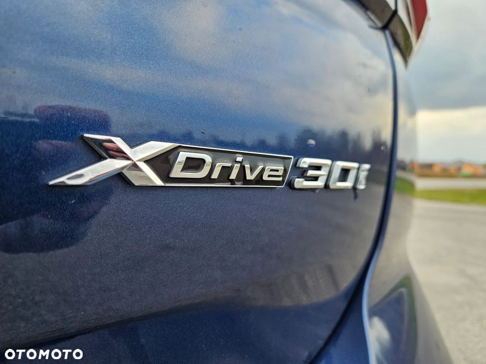 BMW X3 xDrive30i - 18