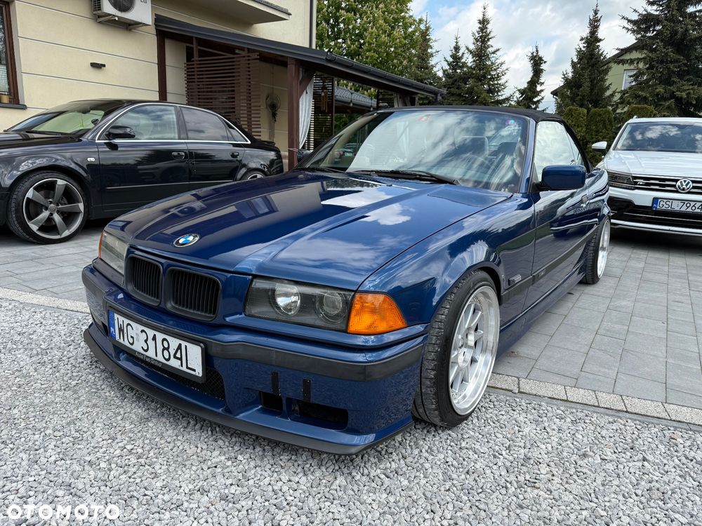 BMW Seria 3 320i - 11