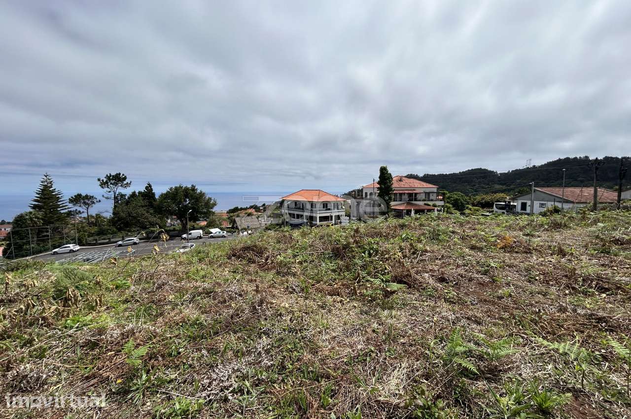 Terreno Urbanizável área de 1.570 m² - no centro de Santana - Grande imagem: 2/32