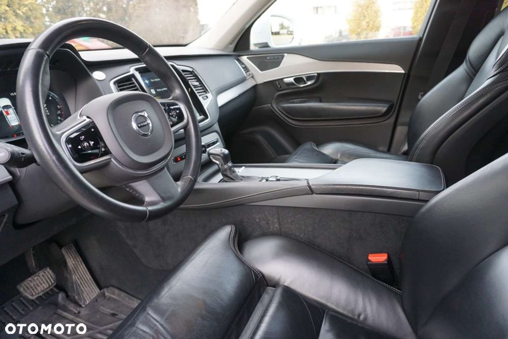 Volvo XC 90 - 14