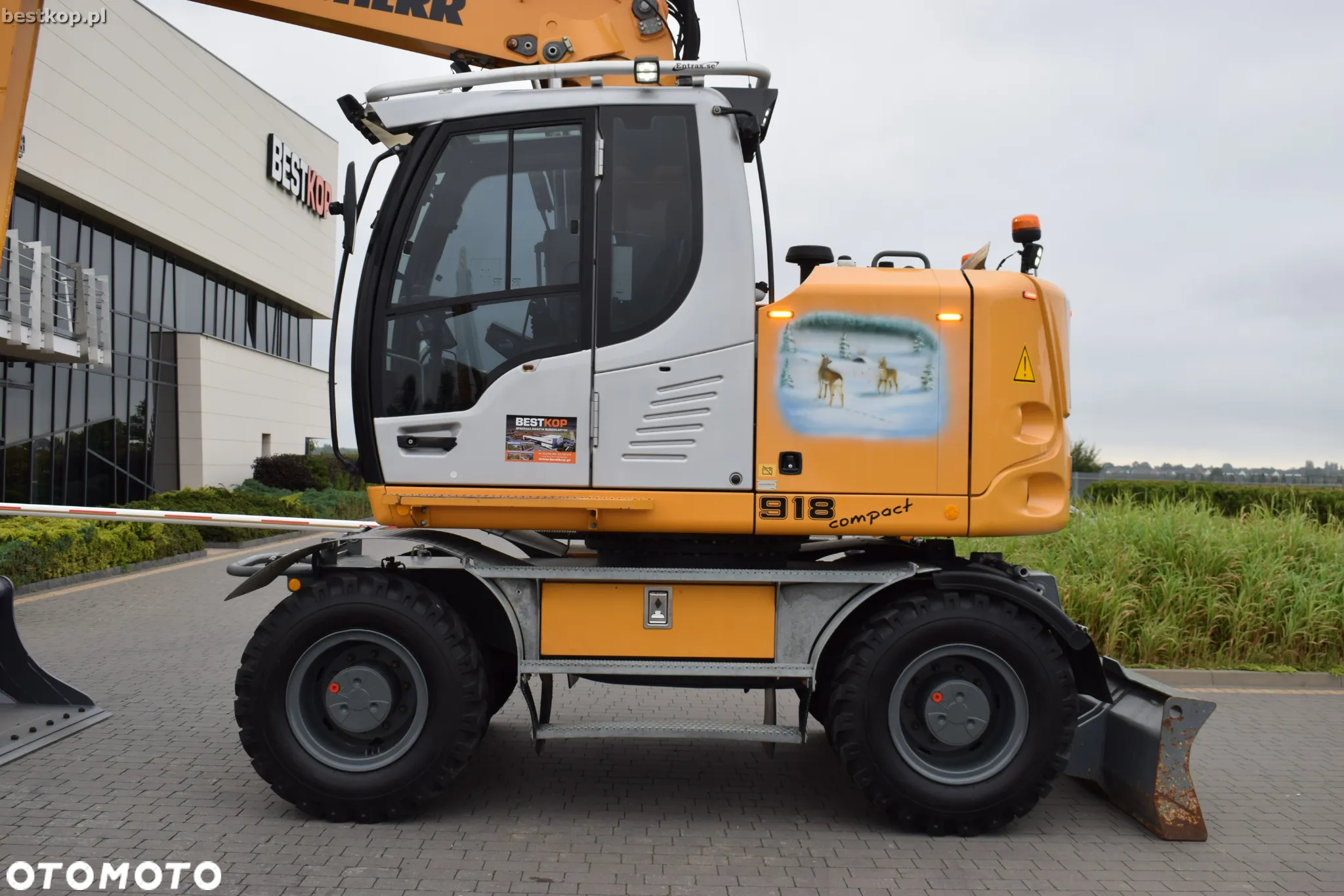 Liebherr A918 Compact Litronic - 17