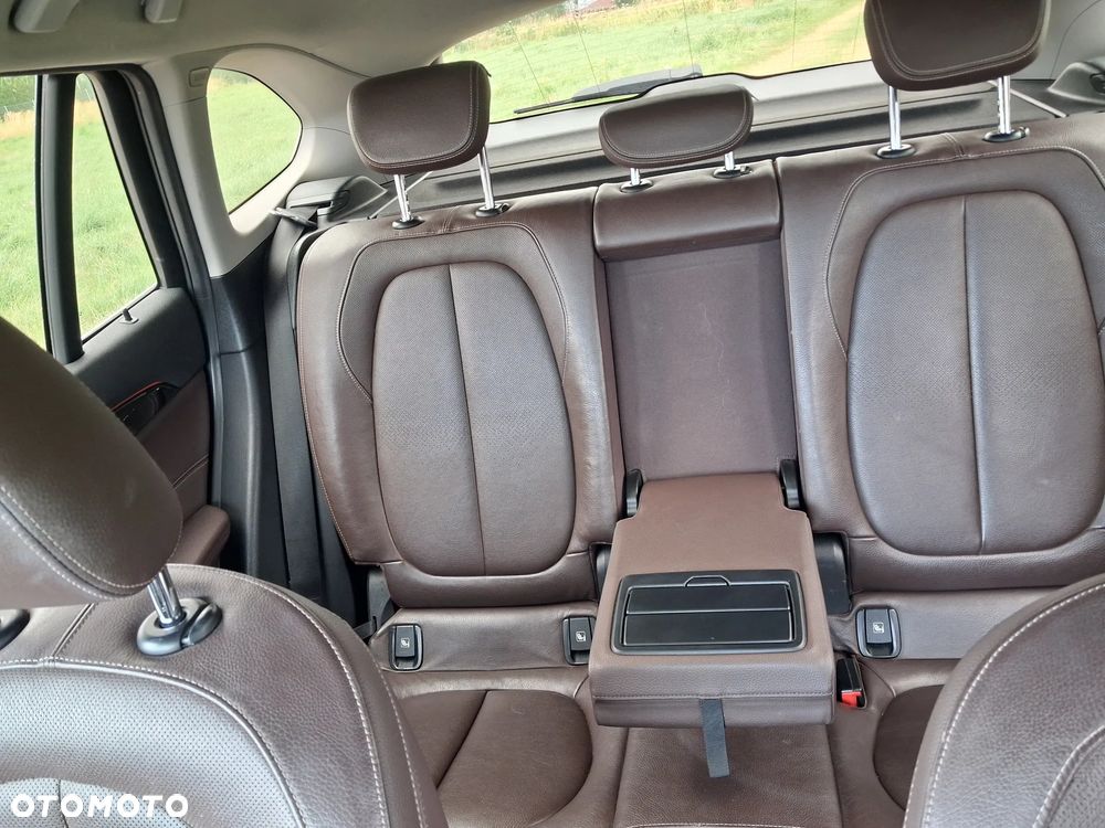 BMW X1 sDrive20d - 15