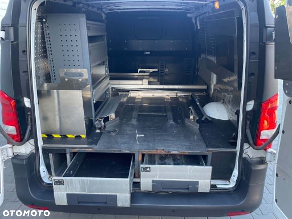 Mercedes-Benz Vito - 17