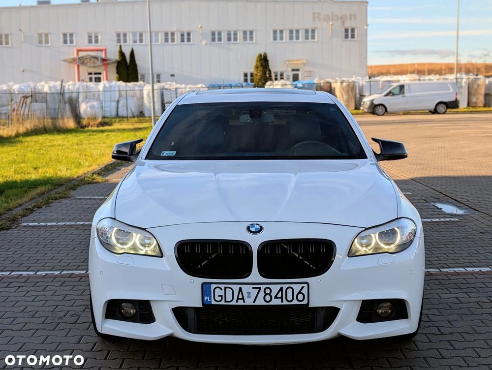 BMW Seria 5 528i xDrive Sport-Aut Modern Line - 11