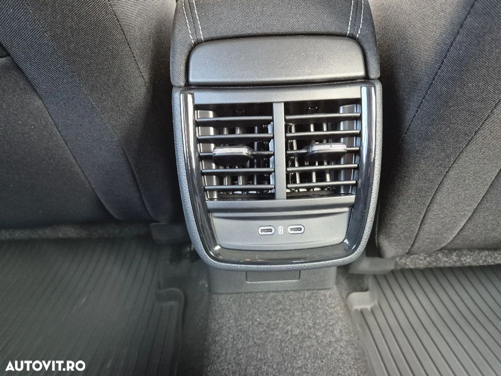 Skoda Kamiq 1.0 TSI Selection - 12