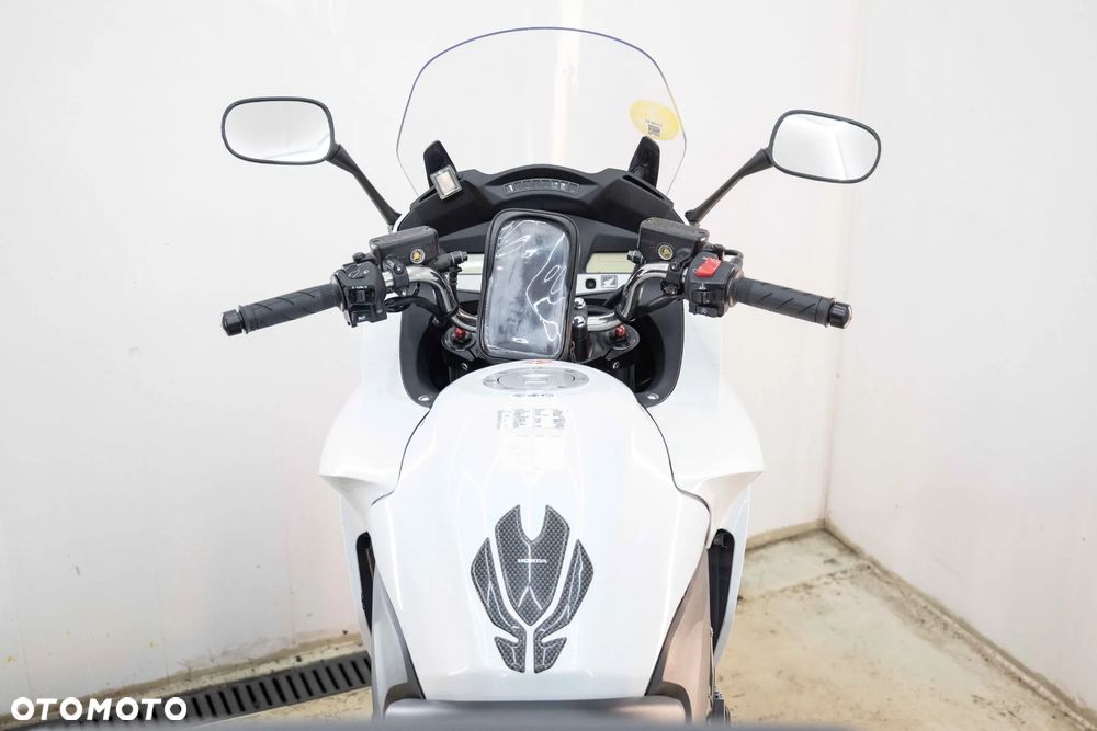 Honda CBF - 23