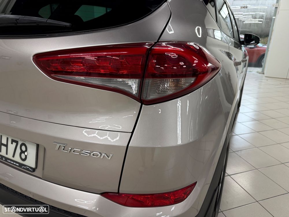 Hyundai Tucson 1.7 CRDi Executive - 7