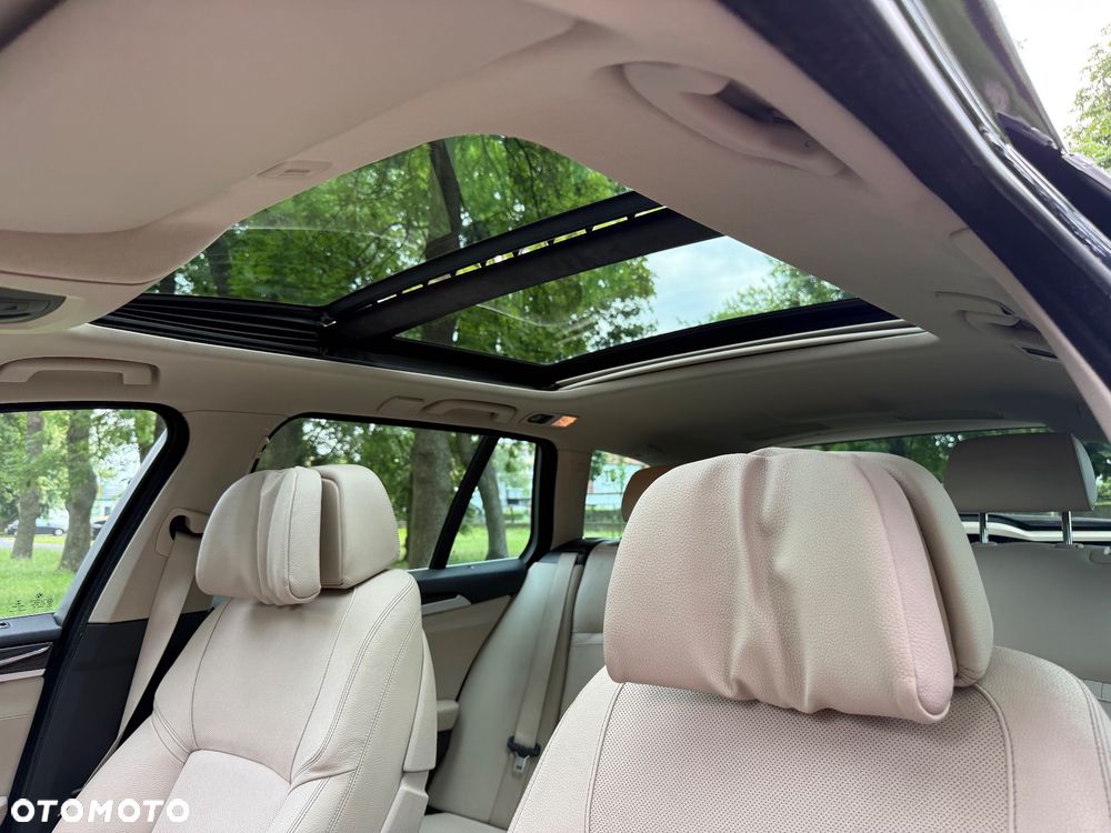 BMW Seria 5 530d xDrive Luxury Line - 25