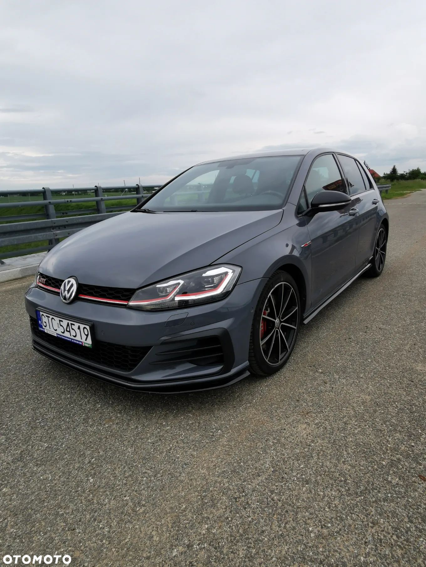 Volkswagen Golf VII 2.0 TSI GTI TCR DSG - 1