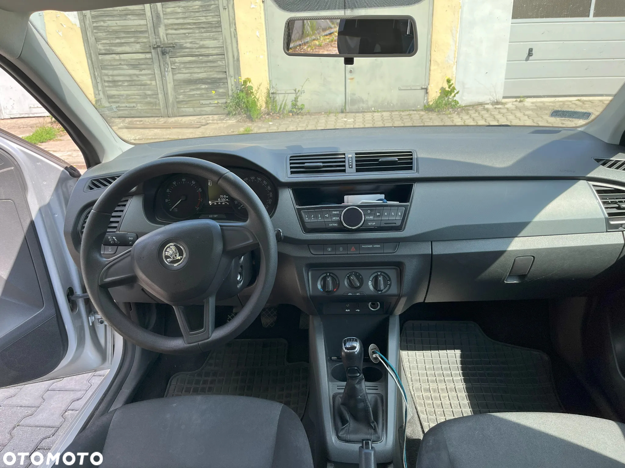 Skoda Fabia 1.2 TSI Active - 14