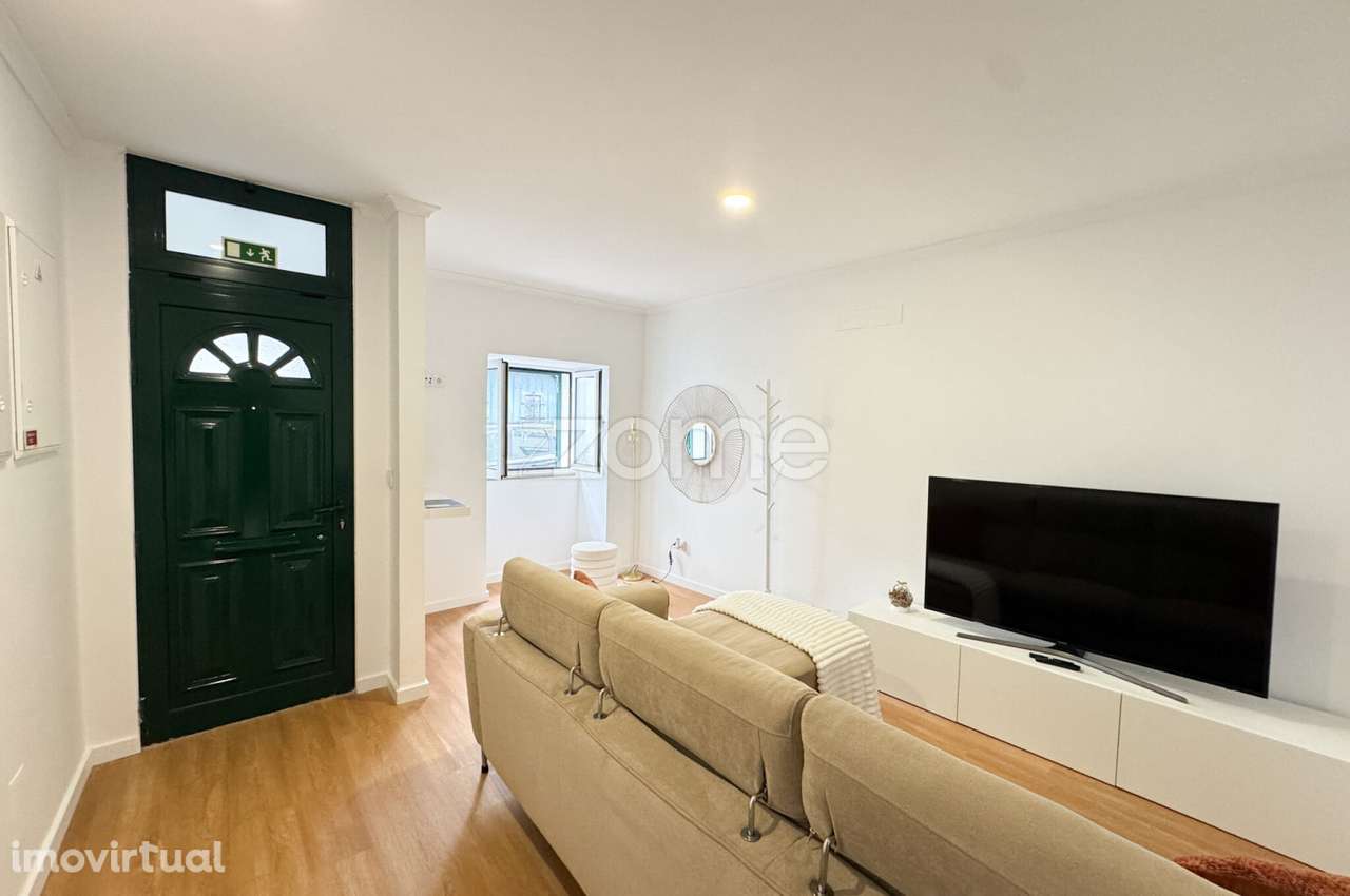 Moradia T1+1 com Licença AL Ativa – Centro de Ponta Delgada - Grande imagem: 5/29