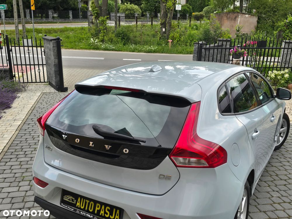 Volvo V40 D2 Summum - 13