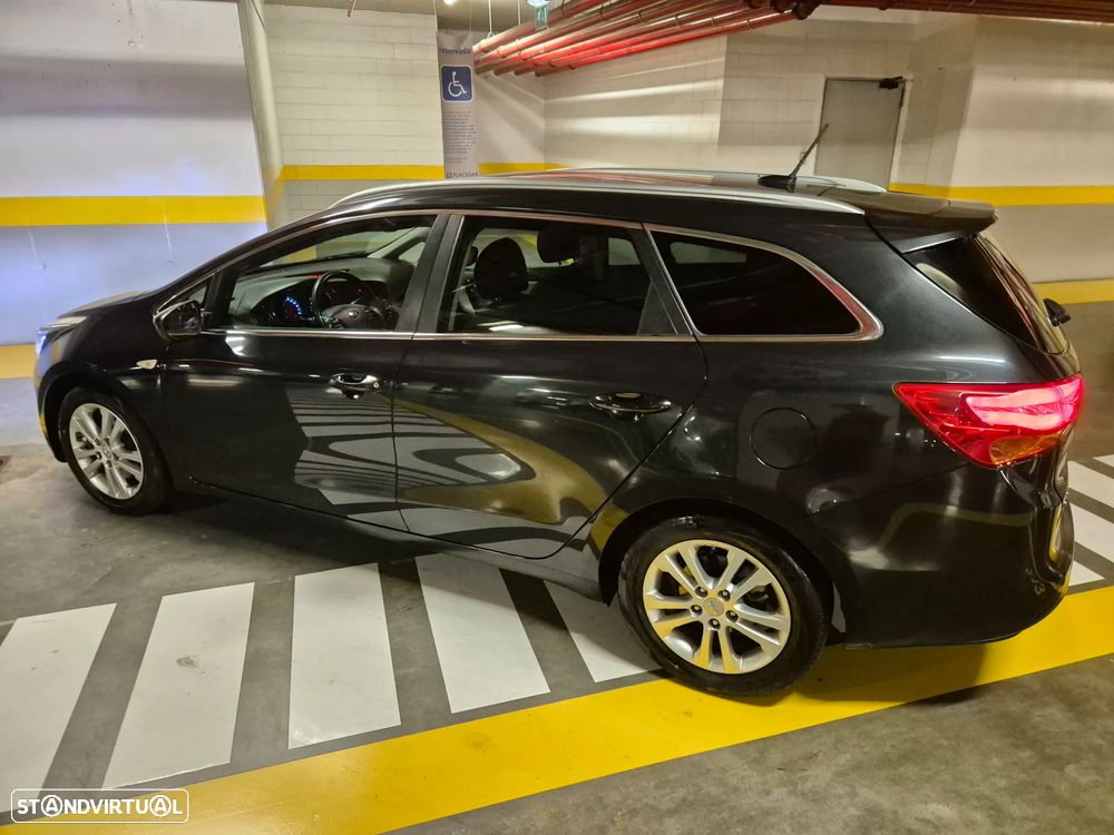 Kia Ceed SW 1.6 CRDi Prime - 21